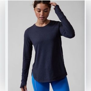 NWOT Athleta Uptempo Long Sleeve Top in Navy - Size M